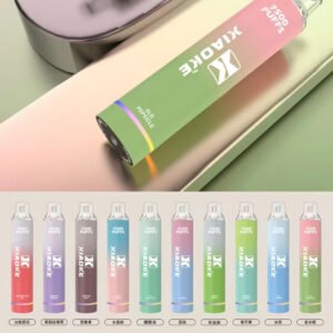 梟客 XIAOKE 7500 抽萬用機 獨家恆壓技術 封存始終如一的醇厚飽滿 搭載巨量儲油與長效能量核心 體驗不間斷的吸吮快感 台灣現貨